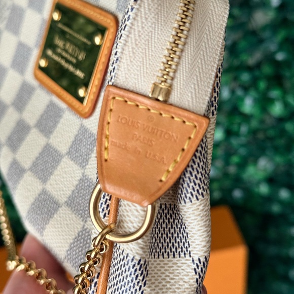 Louis Vuitton Damier Azur Eva Crossbody Bag Authentic Full Set with COA - Picture 6 of 15